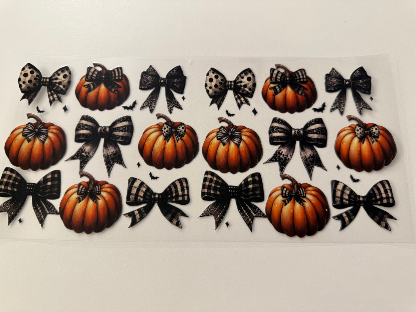 Pumpkins and bows